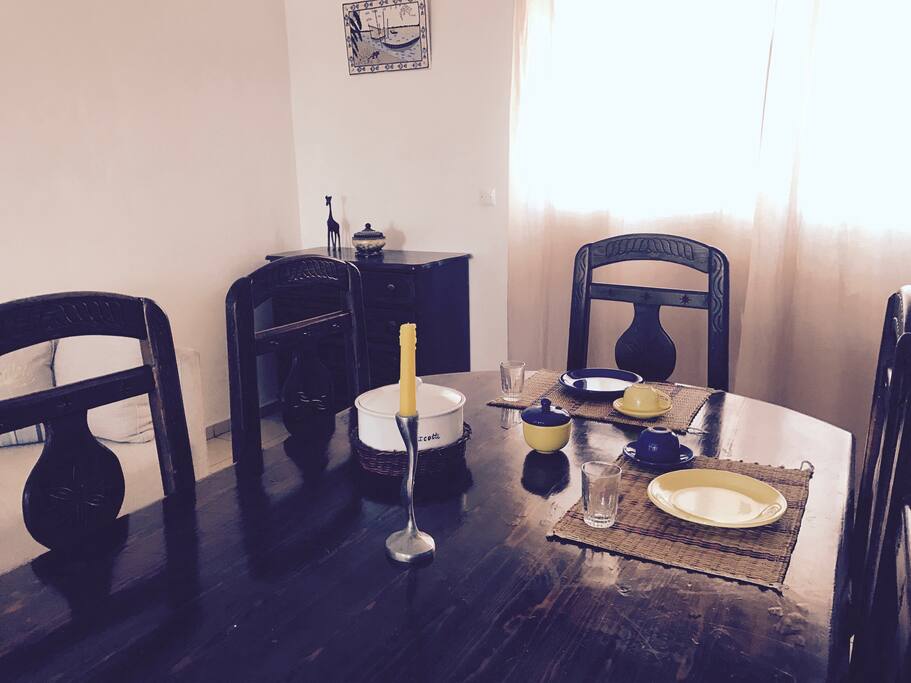 Dinning room (6 guests)