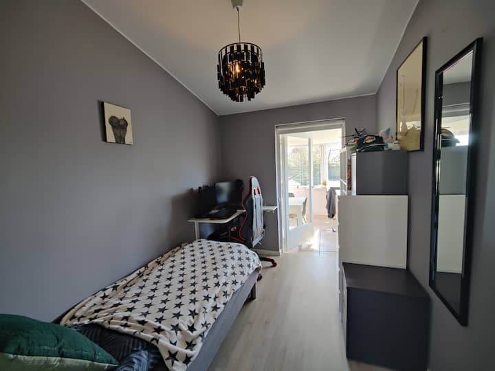 Cama de tamaño 90.  Dormitorio nr. 3