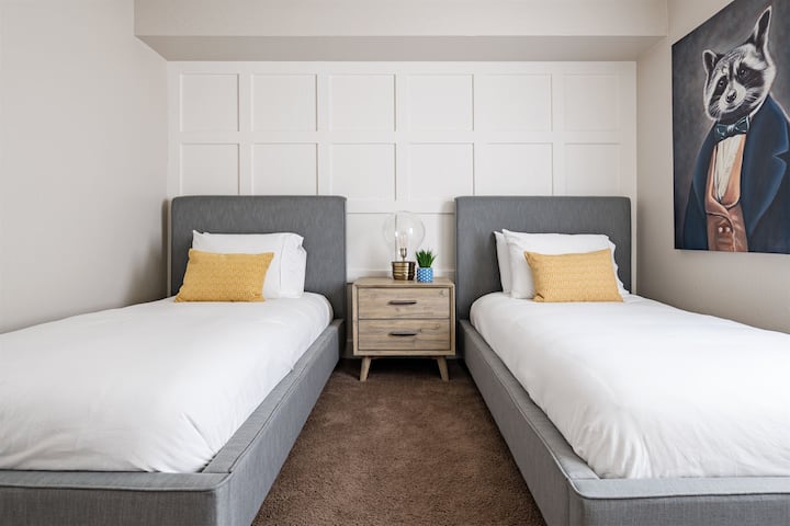 Dormitorio 4: dos camas individuales.