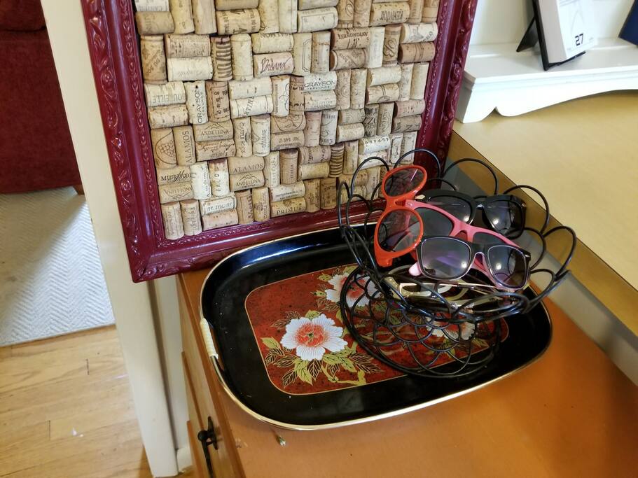 Forgot your sunglasses? No problem! I have a few to spare :)