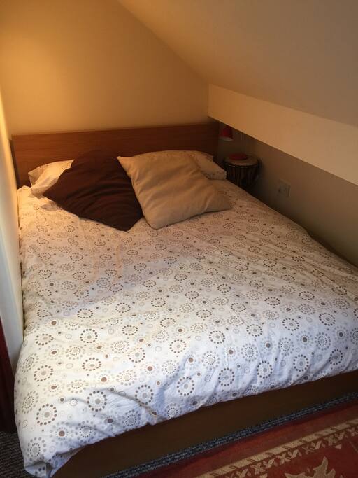 Main photo 2: Loft bedroom