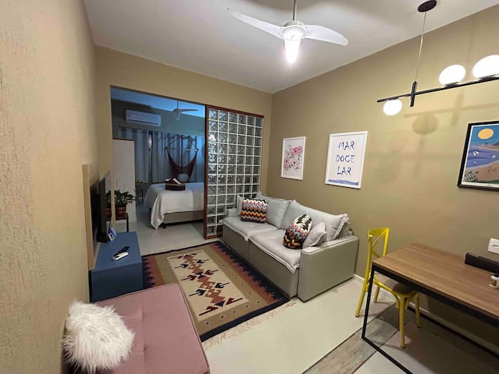 Salle canapé-lit maison  et TV 