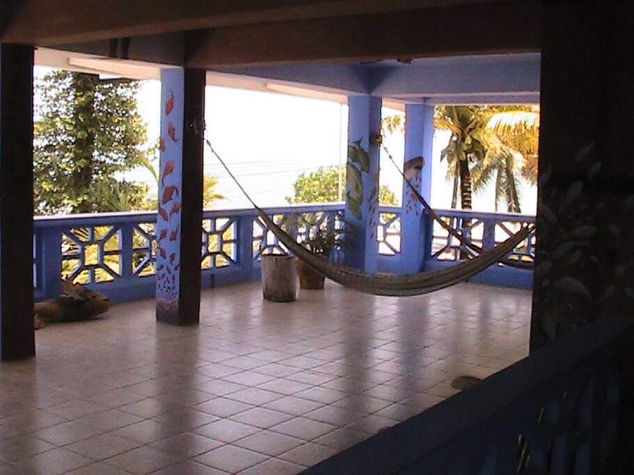 Hammocks, chairs and benches to enjoy the nice sea breeze