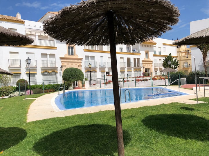 Urbanización Primera Línea De Playa - Rota