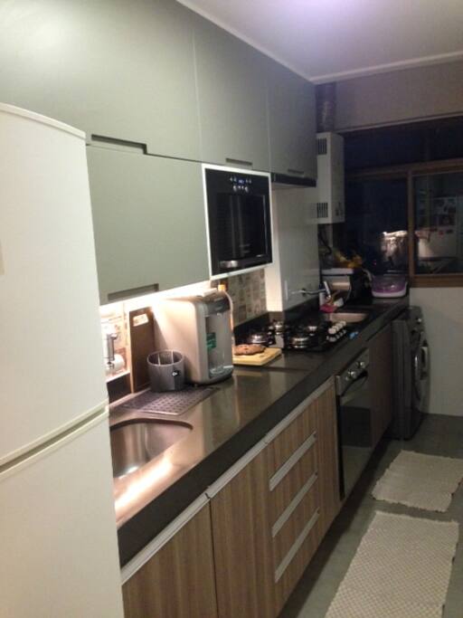 Cozinha e área de serviço
