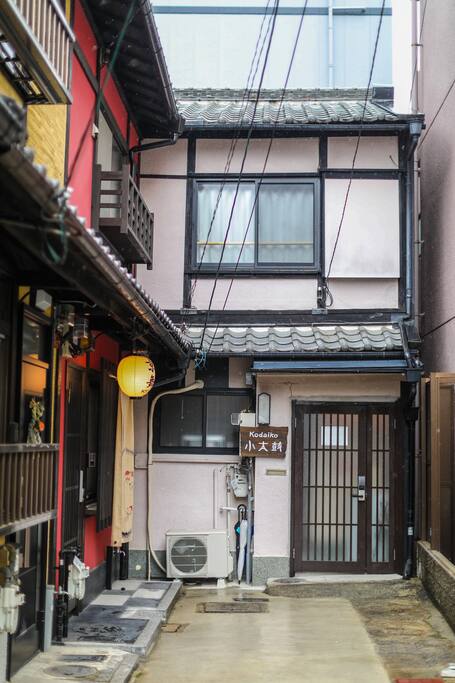 正门Front
