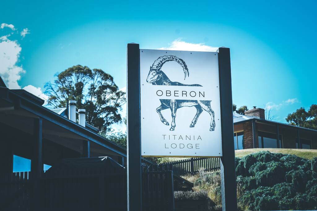 Titania Lodge