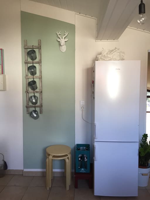 Kitchen area (refrigerator incl. freezer)