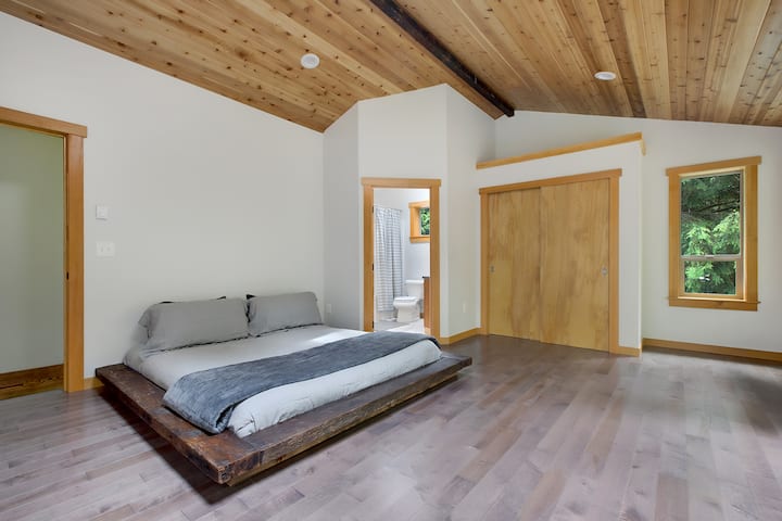 საძინებელი 3