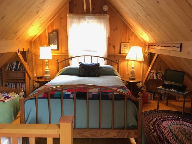 A Bit of Maine Vacation Rentals managed Airbnb listing 2