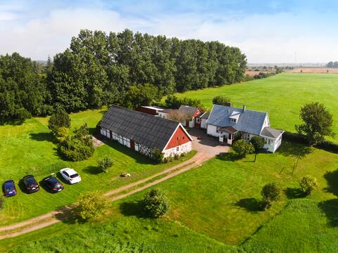 Large family farm in Strandbaden Kullaberg