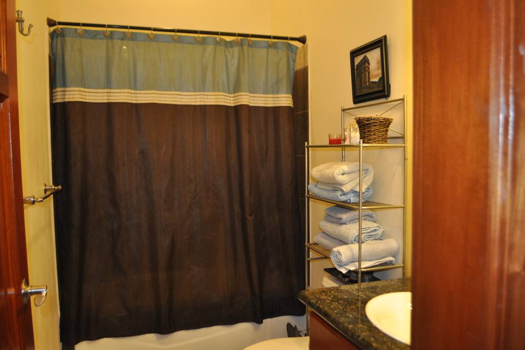 Bathroom has a tub
