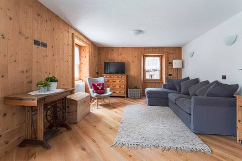 BRAND NEW apartment just a stone's throw from Bormio!