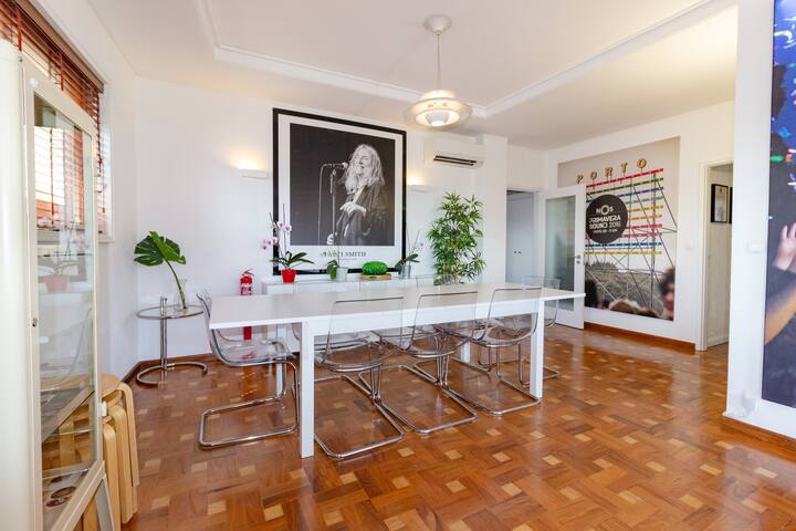 Primavera Soul-Landmark building – AC and Car Park gallery image 3