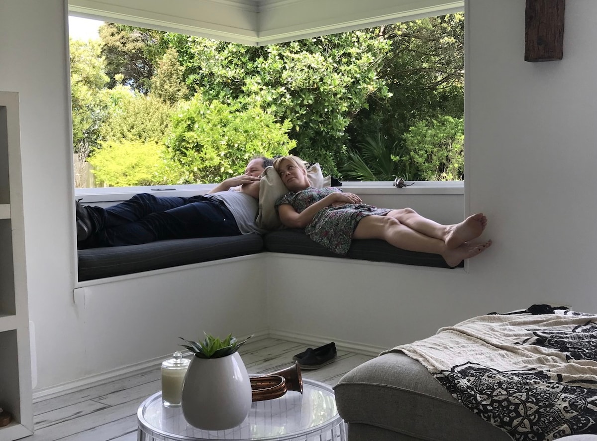 Un montón de costos para relajarse y leer los rincones 