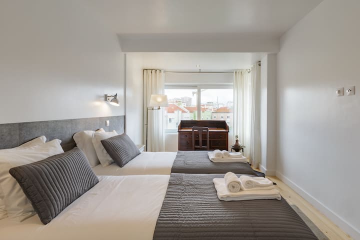 Seven Rivers Bright and Luxury Apartment gallery image 2