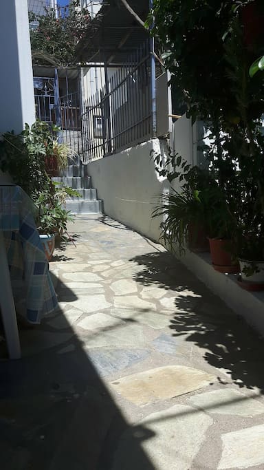 Η Είσοδος στο σπίτι