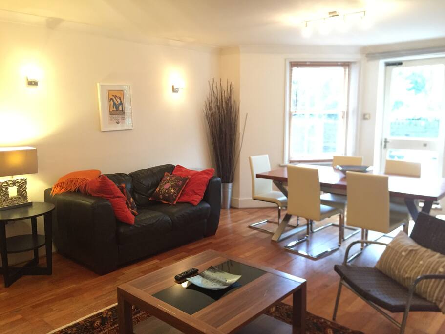Lovely Open Plan Living - Sitting Room and Dining Area in One room, great for families