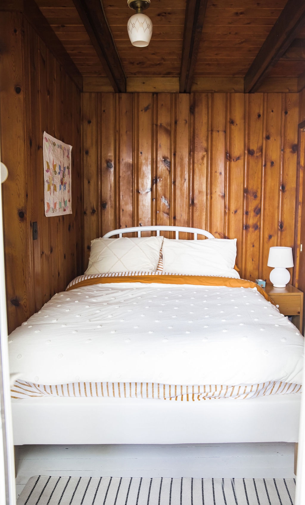 საწოლი 152 × 203 სმ