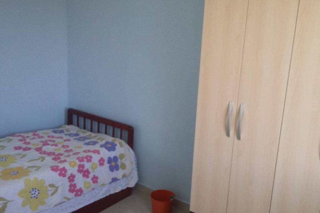 quarto suite ( 2 camas solteiro)