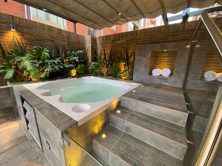 Amazing apartment+jacuzzi+Cinema+ Private Terrace