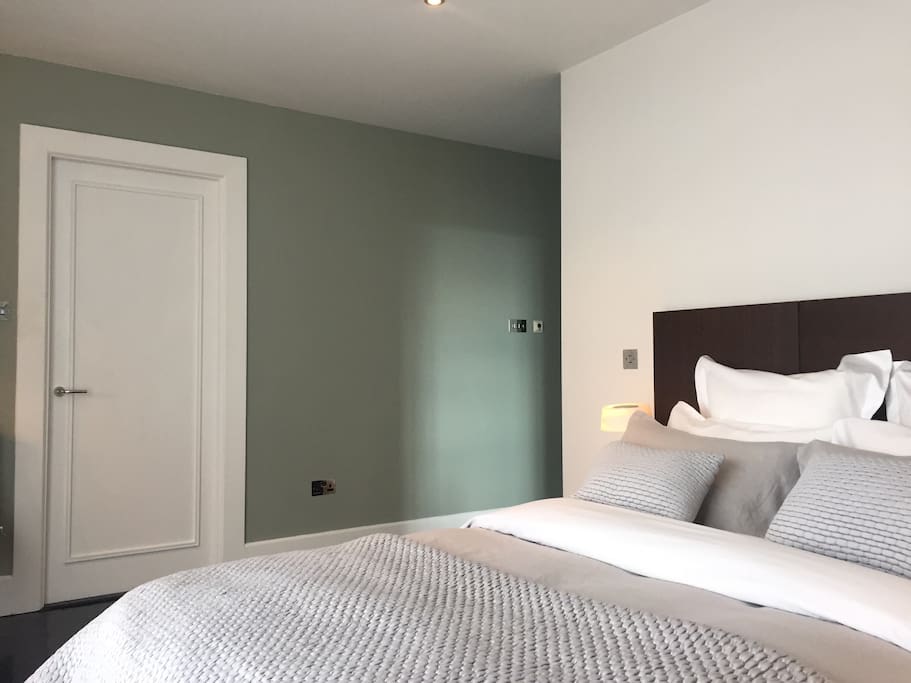 Main bedroom suite