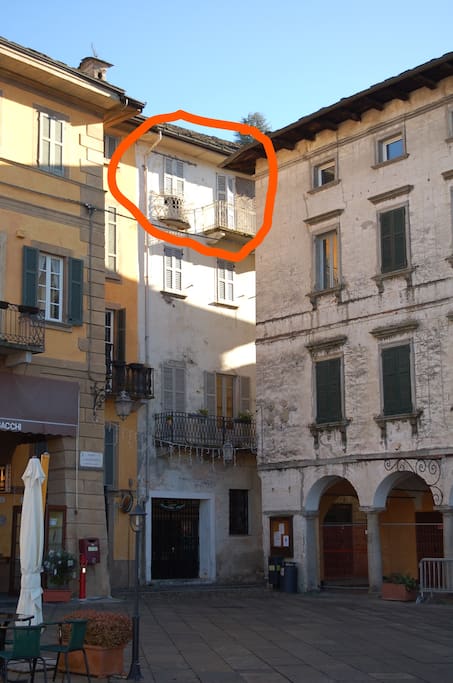 the flat is on the 2nd floor without elevator (circled in red on this picture) and it has 2 floors with internal stairs .