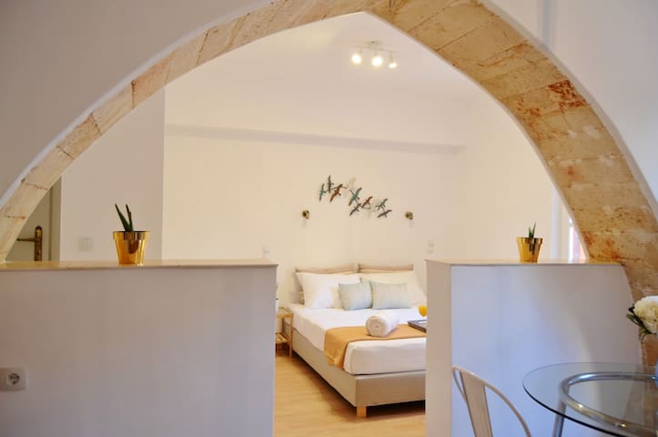 Stay like local in the old town of Chania