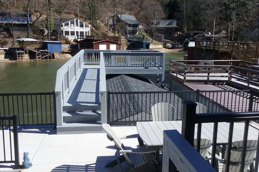 The new boat house.