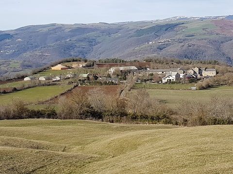 Gîte Le Roc | Le Manoir d 'Ajas - Ferme Biologique