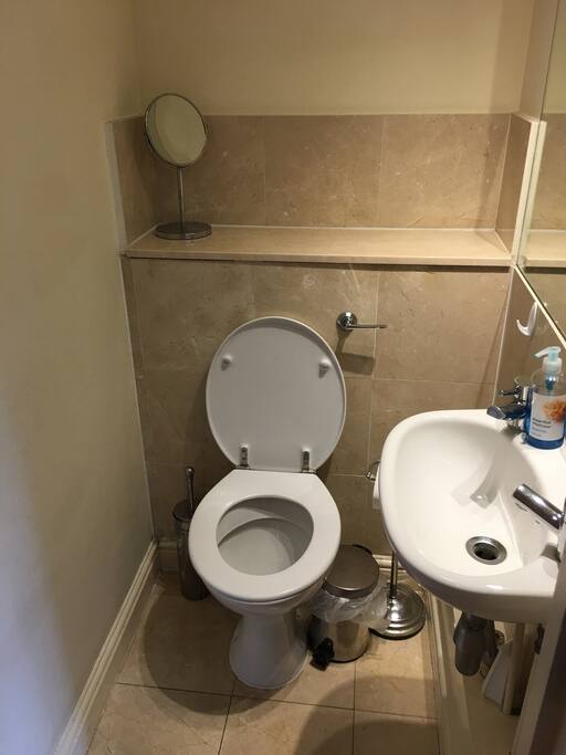 Extra Guest WC.