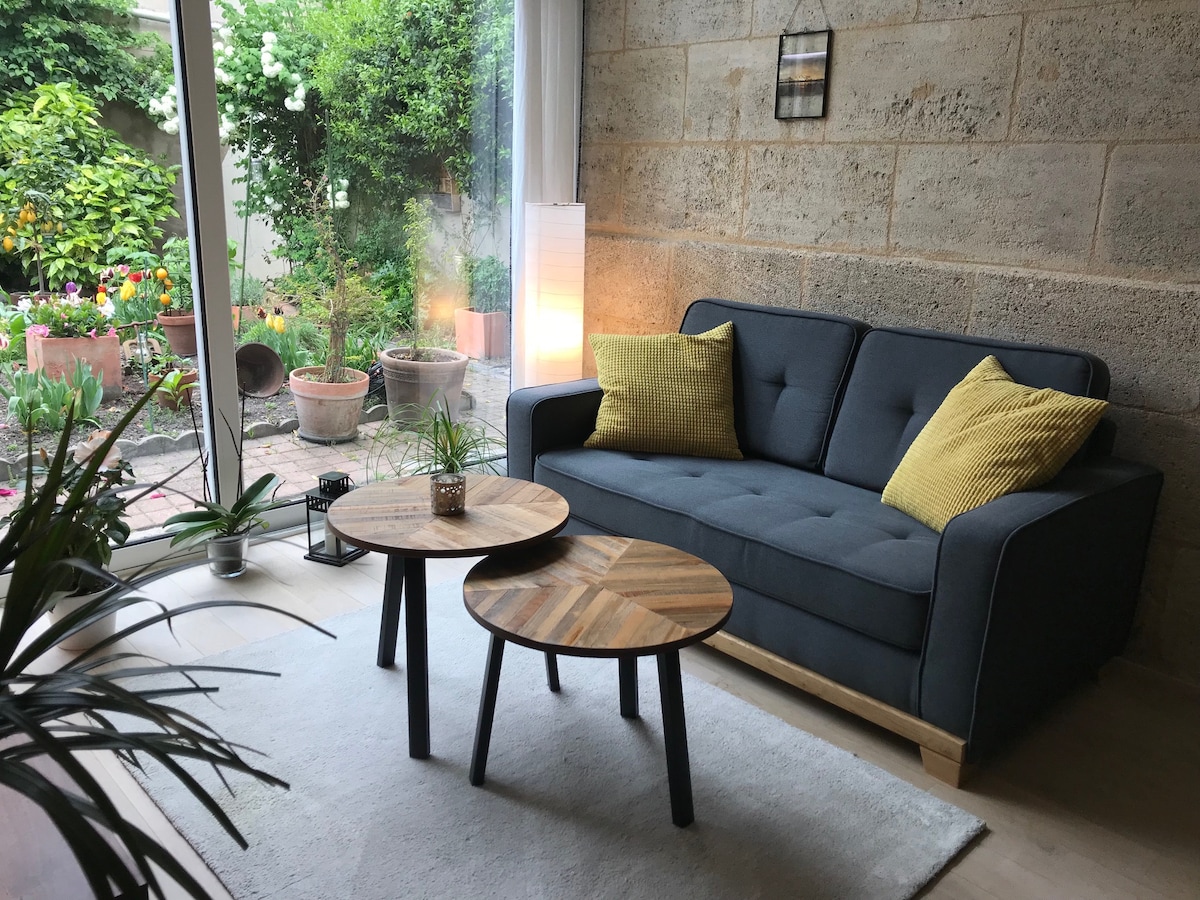 Successful Airbnb property: Cozy 1 bdm apartment in center Bordeaux. in Bordeaux Centre