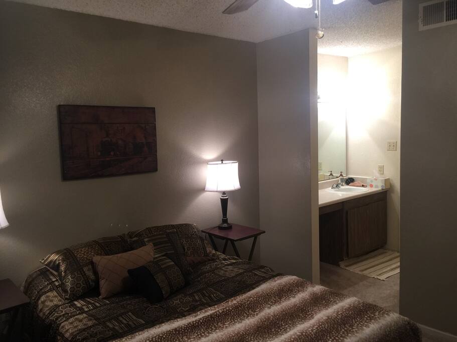 Entry to attached bath