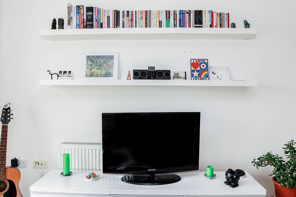 Living area. Modern TV and fittings