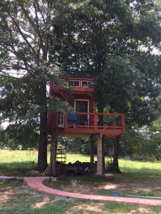 Treehouse