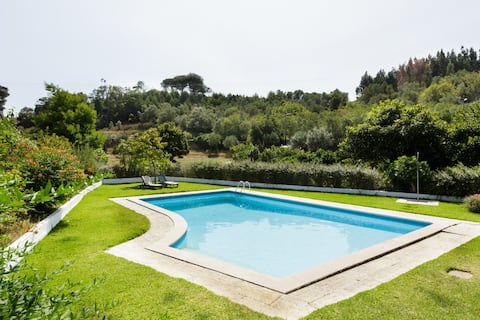 Garden residence in large private property