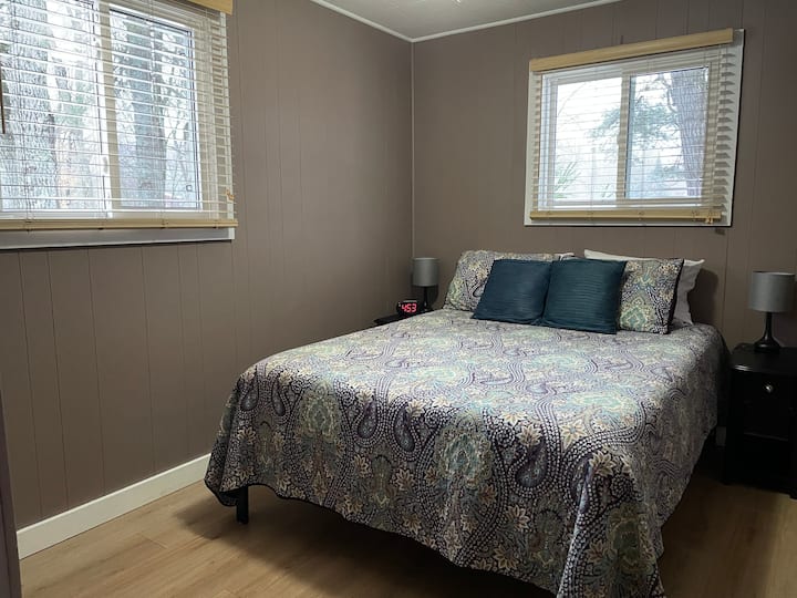 Bračni krevet (1,6x2)