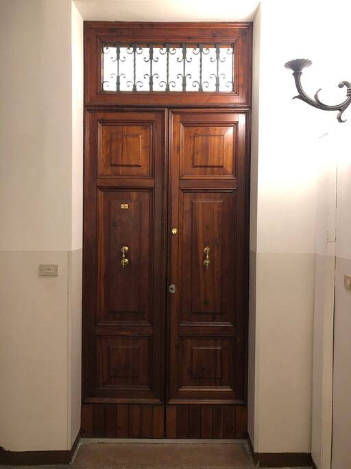 Porta d'ingresso - Front Door