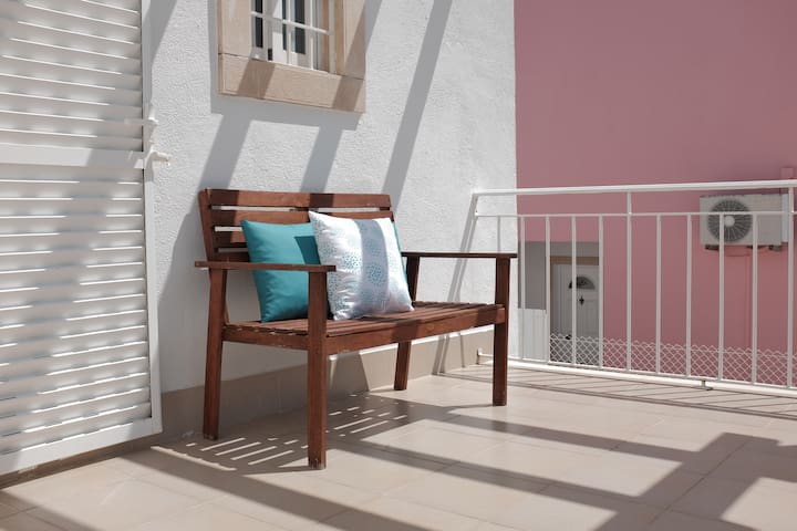 Listing in South Lisbon