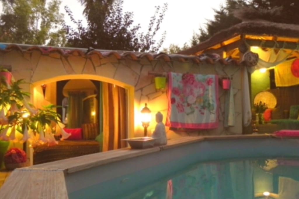 Le studio zen à la tombée de la nuit