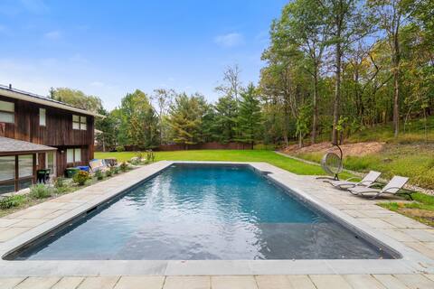 Modern Family Getaway! 1 Hour from NYC! LegoLand