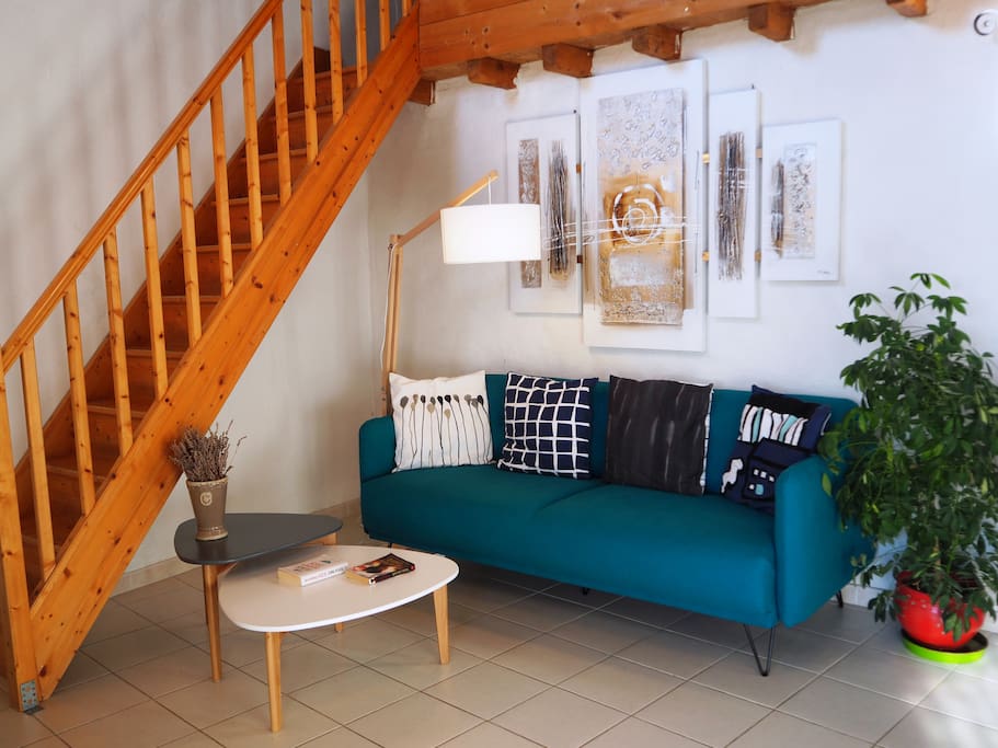 NOUVEAU : Grand canapé 4 places de type scandinave