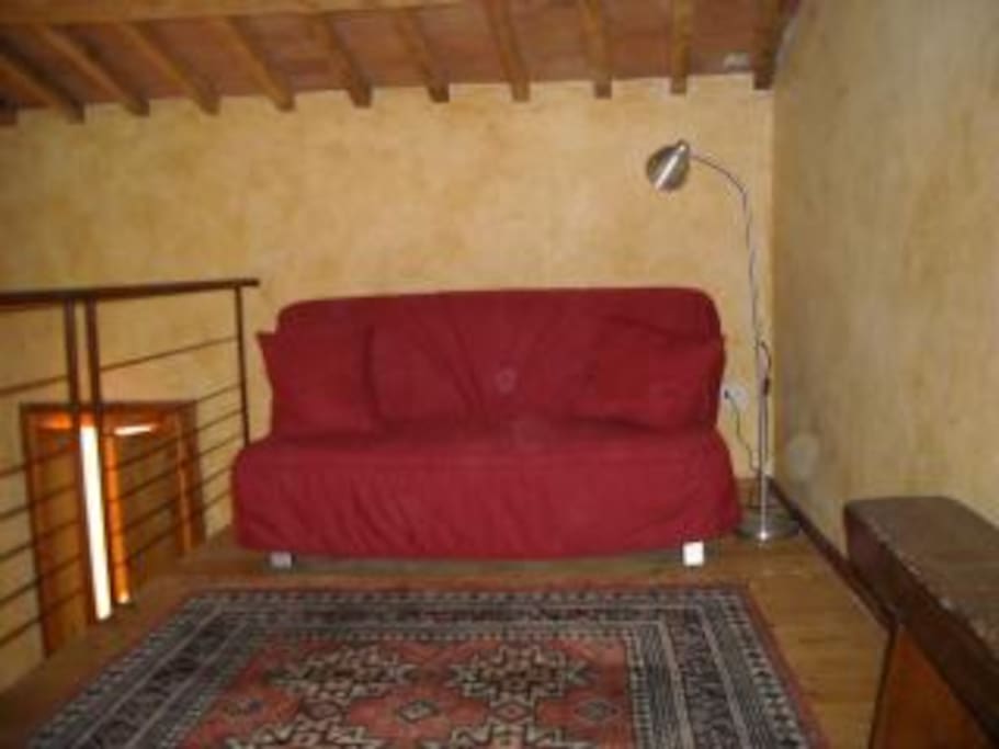 Soppalco con divano letto