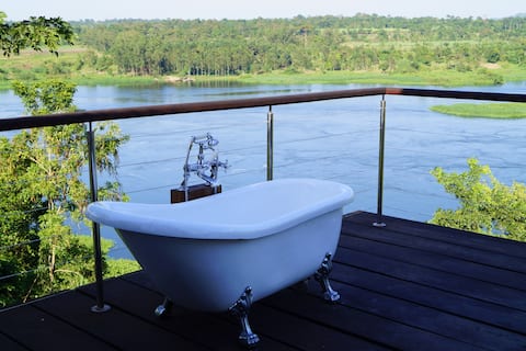 Baobab Cottage on the Nile