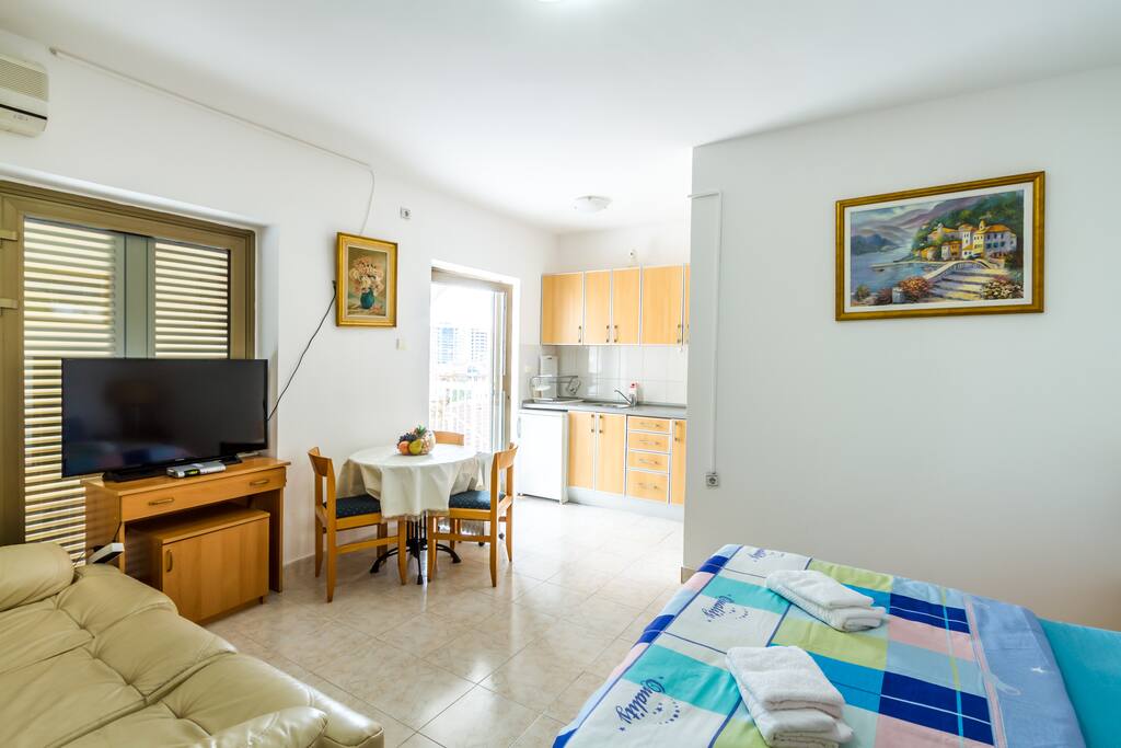 Our guests should feel like at home. Our house is a family house and we welcome everyone to join us for a nice vacation experience in Budva!