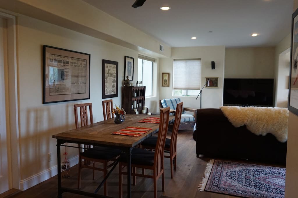 Dining area, seats four