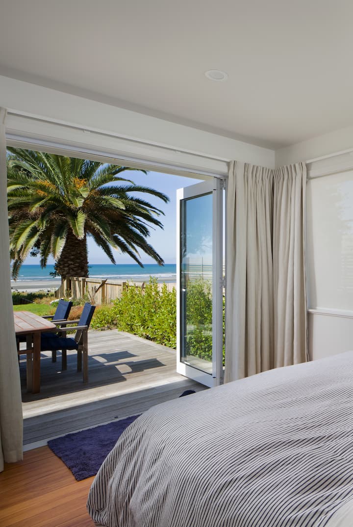 Спалня 1 (двойно легло, 2 легла) 