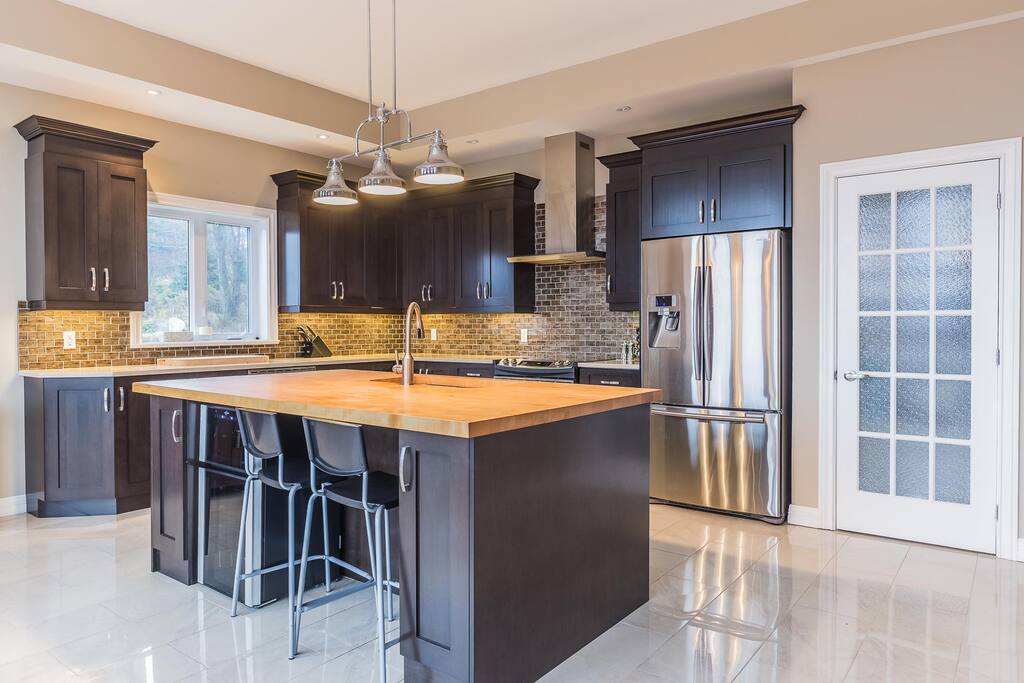 Large Kitchen