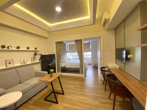 Cosy Modern Apt #6 - 1br near Jakarta Airport