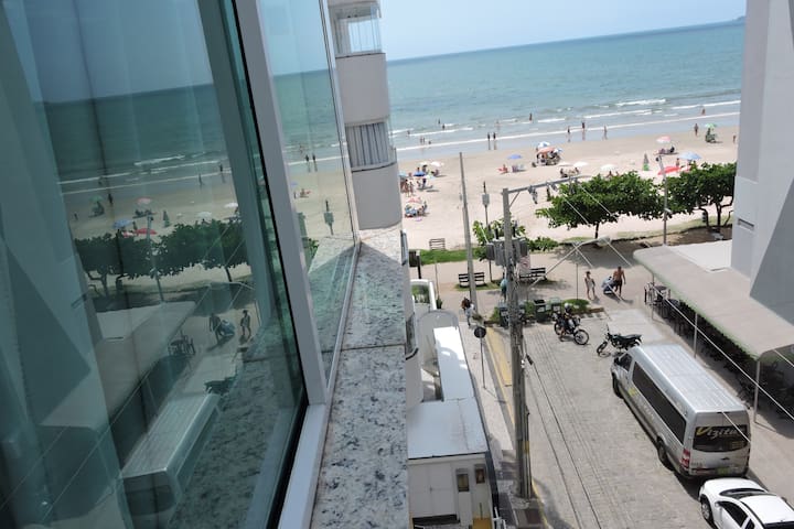 Lindo apartamento no centro de Meia Praia